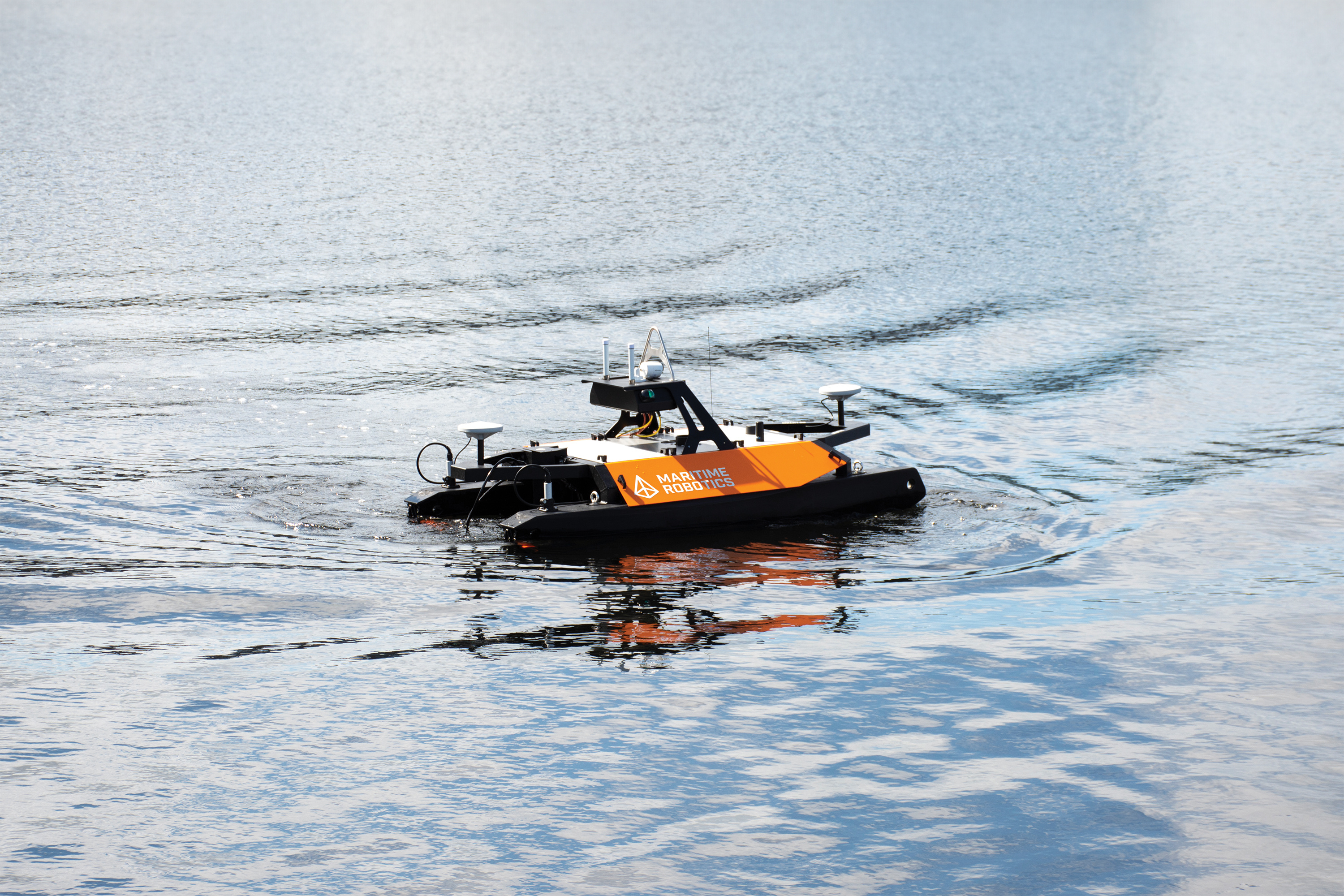 MaritimeRobotics-Otter-usv-13